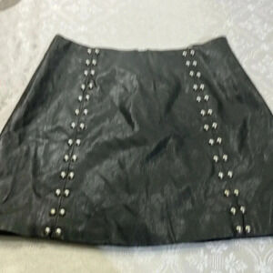 Forever 21 women skirt M